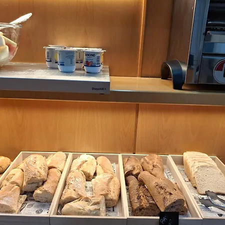 Del Mar ホテル 2*